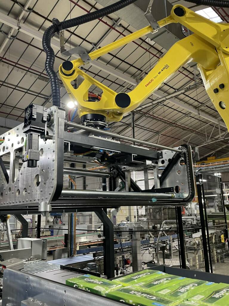 Robot Palettiseur, Réalisation ACCS Packaging Pour Raynal Et Roquelaure